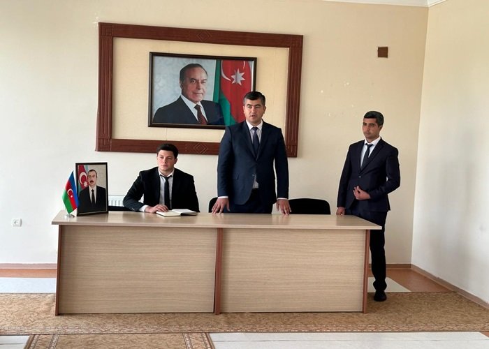 Üzeyir Məmmədov Şıxmahmud kəndində seçicilərlə görüşüb -