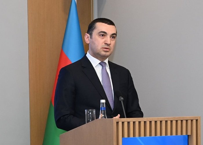 Ayxan Hacızadə Mirzoyanın “Qərbi Azərbaycan İcması” ilə bağlı səsləndirdiyi iddialara cavab verib