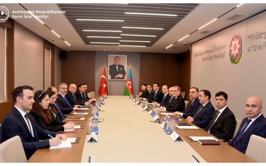 Azərbaycan və Türkiyə xarici işlər nazirlərinin geniş tərkibdə görüşü olub