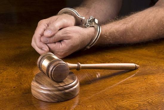 Qətimkan tədbirinin seçilməsi və ya dəyişdirilməsi barədə qərardan kimə şikayət etmək olar? -