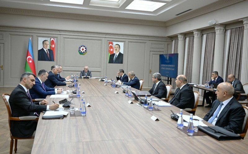İqtisadi Şuranın növbəti iclası keçirilib -