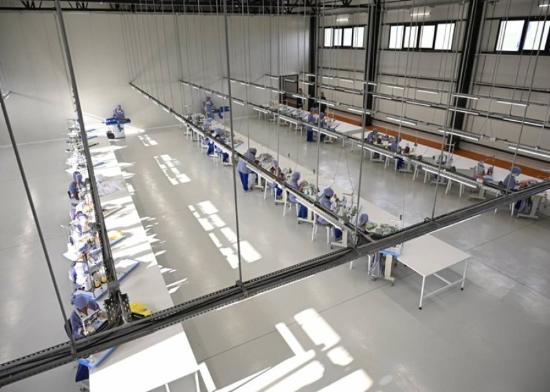 Laçında fəaliyyətə başlayan “LATİFA” tikiş fabrikində işçilərin sayı artırılacaq