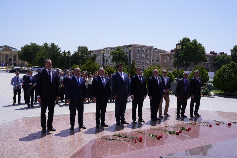 NDU-nun Tibb fakültəsinin 25 illik yubileyi təntənəli mərasim ilə qeyd olunub