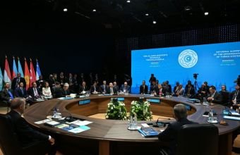 TDT-nin qeyri-rəsmi Zirvə görüşündə bir sıra sənədlərin imzalanması mərasimi olub