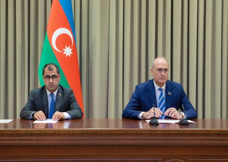 Ali Məclisin növbədənkənar sessiyası başa çatıb -