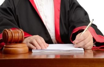 Azərbaycanda fəaliyyət göstərən hakimlərin sayı açıqlanıb
