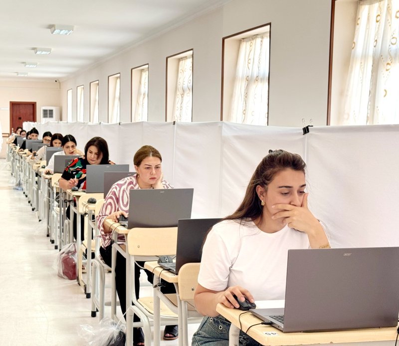Bugünkü sertifikasiya imtahanlarında 5 945 müəllim iştirak edib