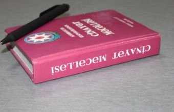 Cinayət işi ittiham aktı ilə prokurora daxil olduqda hansı qərarları qəbul etməlidir? -