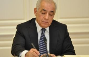Əli Əsədov qərar imzalayıb