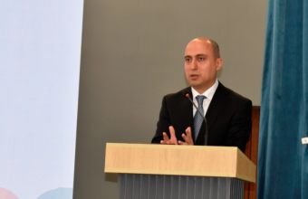 Emin Əmrullayev: Təhsil getdikcə mürəkkəbləşir