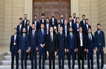 İlham Əliyev minifutbol üzrə dünya çempionatının qalibi olan Azərbaycan milli komandasının üzvlərini qəbul edib -