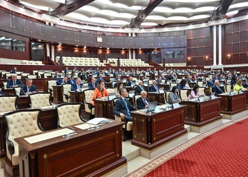 Milli Məclis “İstilik təchizatı haqqında” qanun layihəsini qəbul edib