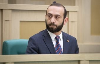 Mirzoyan ATƏT sədrinə Ermənistan-Azərbaycan sülh müqaviləsinə yönəlmiş səylər barədə danışıb