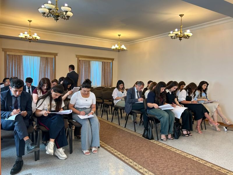 Naxçıvan Təlim Mərkəzində SMM təlimi başa çatdı -
