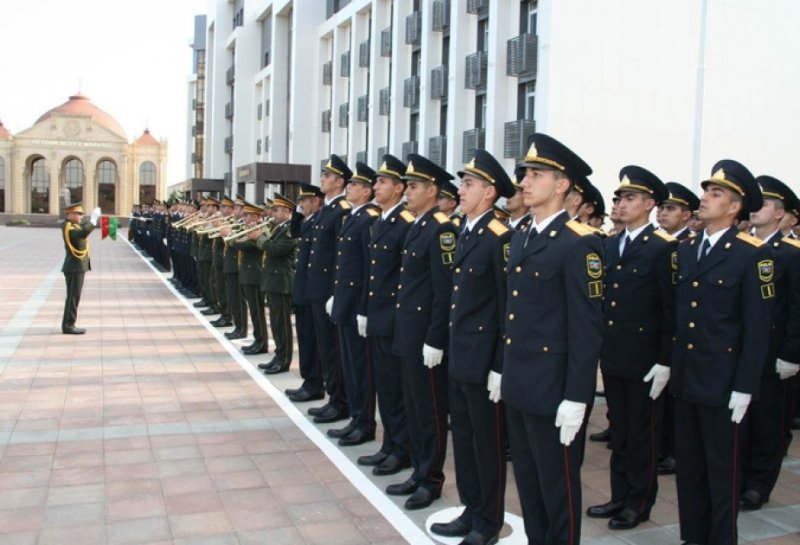 “Polis haqqında” qanuna təklif edilən dəyişiklik birinci oxunuşda qəbul olunub