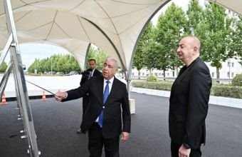 Prezident Bakı-Ələt-Qazax-Gürcüstan ilə dövlət sərhədi magistral yolunun Yevlaxdan keçən hissəsində görülən işlərlə tanış olub -