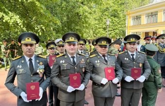Rusiyada təhsilini bitirən hərbi qulluqçularımıza diplomlar təqdim edilib