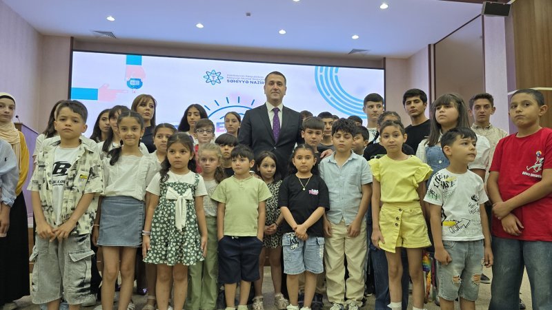 Şəkərli diabetdən əziyyət çəkən uşaqlara pulsuz müasir qlükoz sensor cihazları təqdim olunub -
