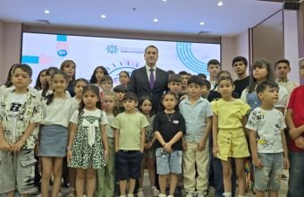 Şəkərli diabetdən əziyyət çəkən uşaqlara pulsuz müasir qlükoz sensor cihazları təqdim olunub -