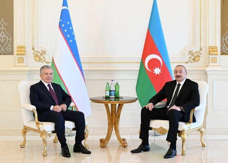 Azərbaycan və Özbəkistan prezidentlərinin təkbətək görüşü olub -
