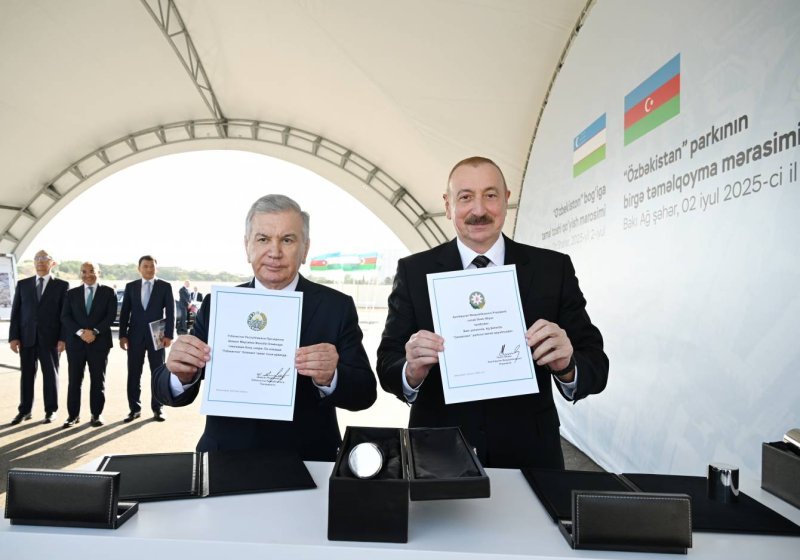 Bakıda “Özbəkistan” parkının təməli qoyulub -