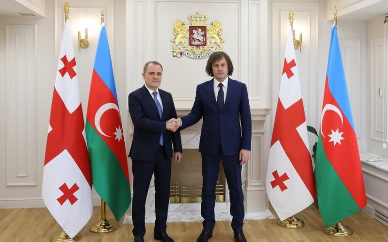 Ceyhun Bayramov Gürcüstanın Baş naziri ilə görüşüb