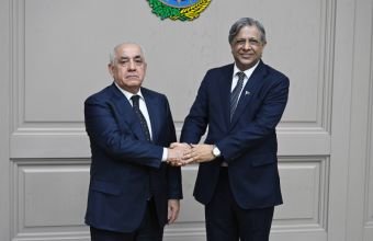 Əli Əsədov  Azam Nazir Tarar ilə görüşüb