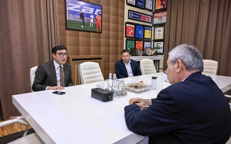 Fərid Qayıbov Beynəlxalq Oxatma Federasiyasının prezidenti ilə görüşüb