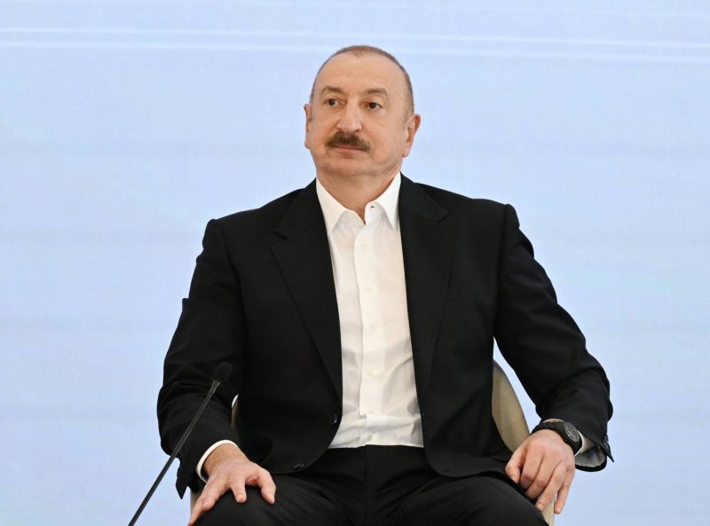 İlham Əliyev: Ermənistan Zəngəzur dəhlizini bloklamaqda davam edərsə, tranzit ölkəyə çevrilmək şansı sıfıra yaxınlaşacaq