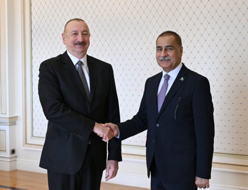 İlham Əliyev Pakistan Milli Assambleyasının sədrinin başçılıq etdiyi nümayəndə heyətini qəbul edib -