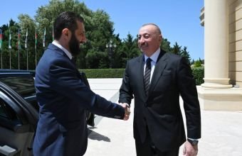İlham Əliyevin  Əhməd Əl Şaraa ilə geniş tərkibdə görüşü olub -