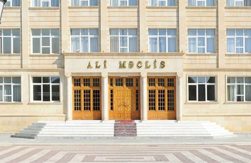 Naxçıvanda media nümayəndələri təltif edilib -