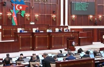 Milli Məclis Naxçıvan Konstitusiyasına çoxsaylı dəyişiklikləri son oxunuşda təsdiqləyib