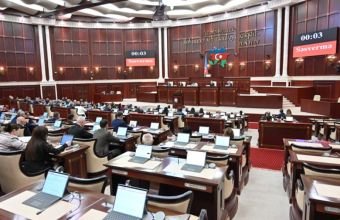 Milli Məclisin növbəti iclası başladı