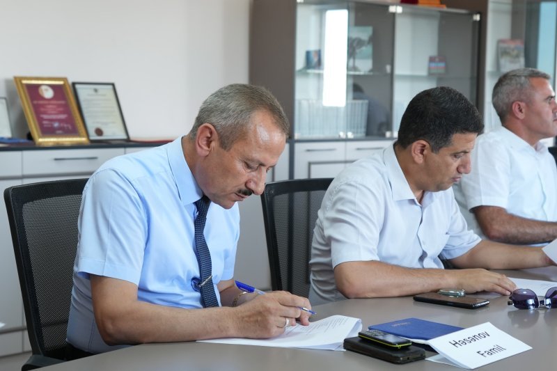 Naxçıvanda rəhbərlər üçün inkişaf proqramı başa çatıb -