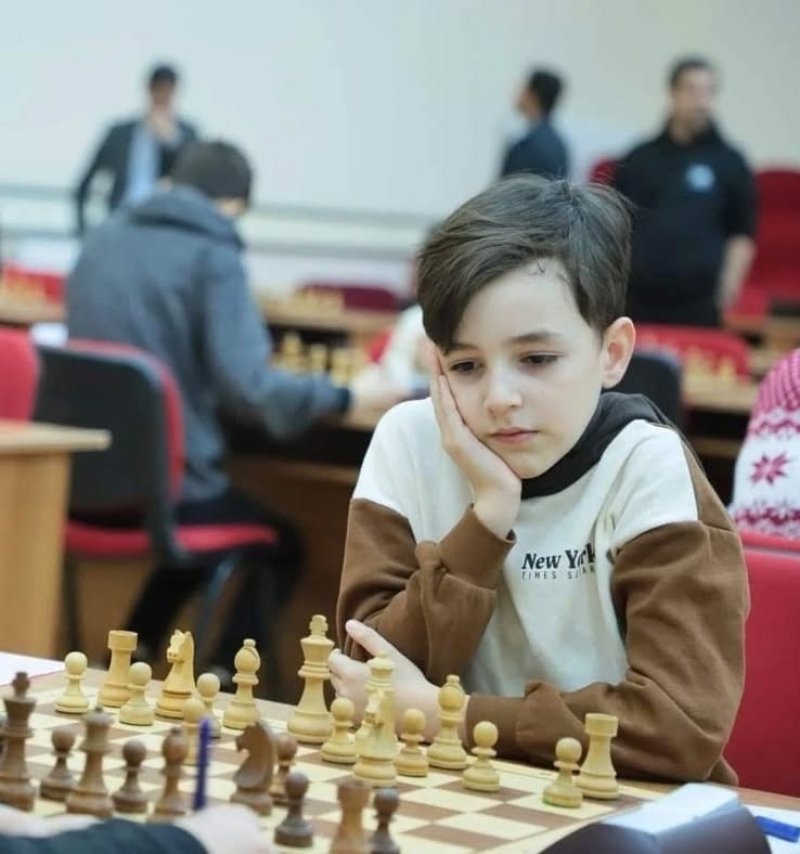 Naxçıvanlı şahmatçı Yasin Əzimov Ustalığa namizəd dərəcəsi alıb