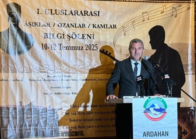 NDU-nun nümayəndə heyəti Ardahanda keçirilən “I Uluslararası Aşıklar/Ozanlar/Kamlar Bilgi festivalı”nda iştirak edib -