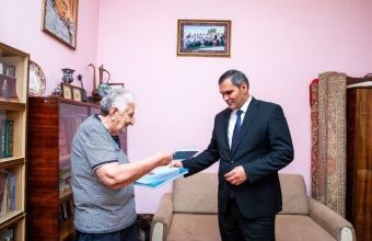 Qəzənfər Abdullayev görkəmli tarzən Əkrəm Məmmədlini ziyarət edib -