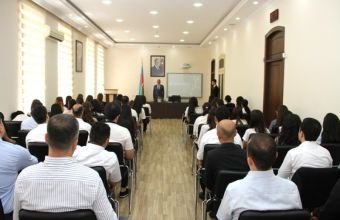 Vəkillər Kollegiyasının sədri ədliyyə orqanlarına qəbul olunan şəxslərə icbari tədris keçib -