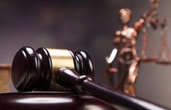 Yetkinlik yaşına çatmamış şahid neçə yaşına çatdıqda onu dindirmək olar? -