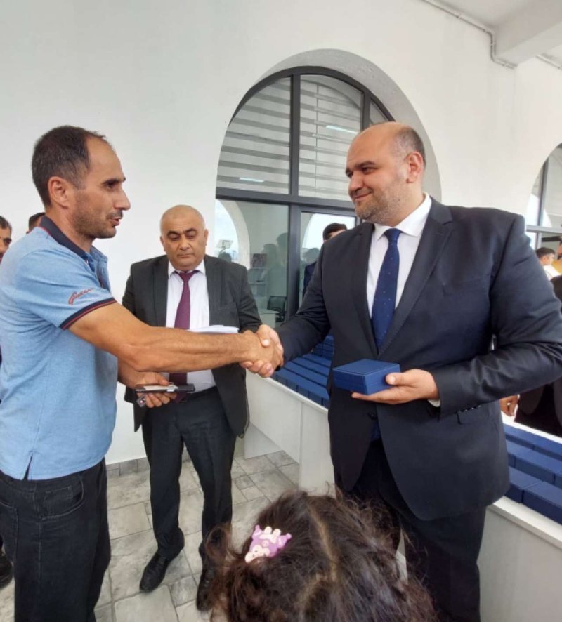 Ağdamın Xıdırlı kəndinə köçən daha 104 ailəyə evlərin açarları təqdim edilib