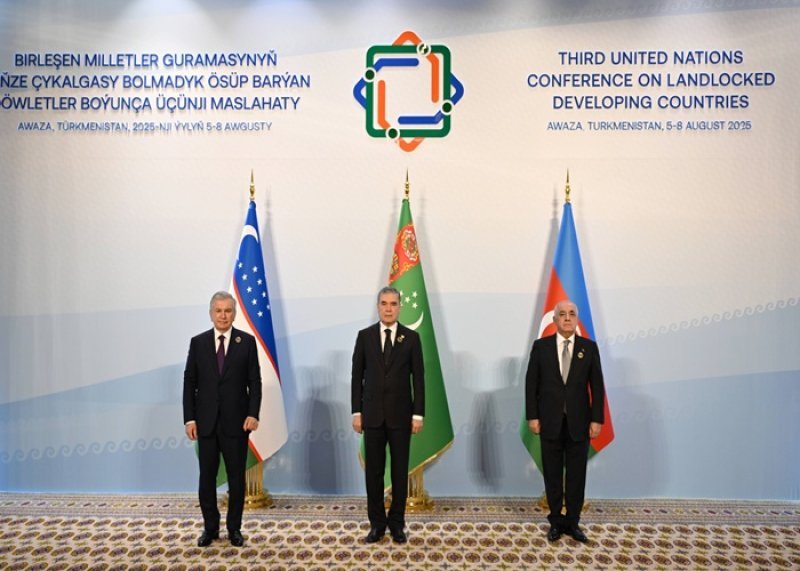 Azərbaycan, Türkmənistan və Özbəkistan üçtərəfli görüşü olub -