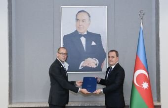 Ceyhun Bayramov İsrailin yeni təyin olunmuş səfirini qəbul edib