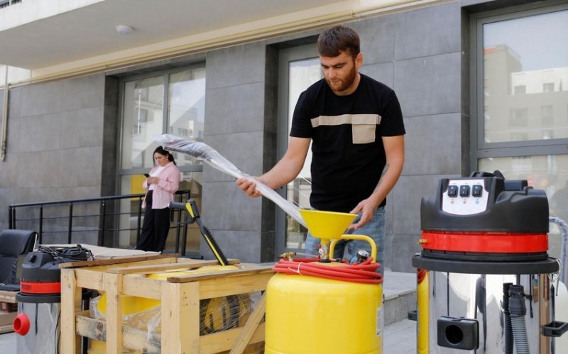 Füzulidə bir qrup sakinə özünüməşğulluq proqramı üzrə aktivlər verilib