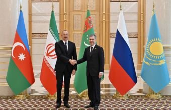 İlham Əliyev Qurbanqulu Berdiməhəmmədova zəng edib