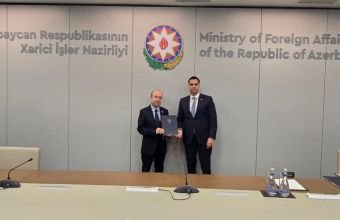 Slovakiya səfiri etimadnaməsinin surətini Azərbaycan XİN-ə təqdim edib