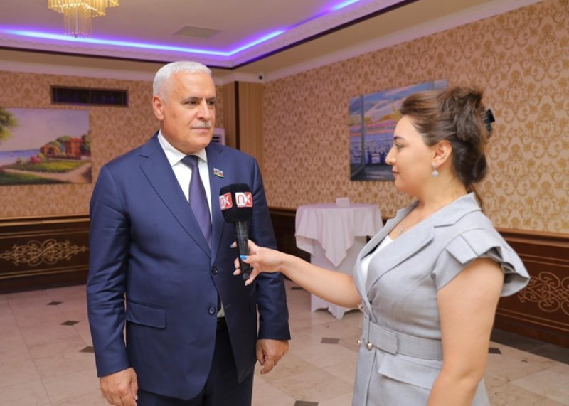Vüqar Rəhimzadə: Azərbaycan ictimaiyyəti də bu proseslərdə öz vətəndaşlıq missiyasını yerinə yetirməlidir
