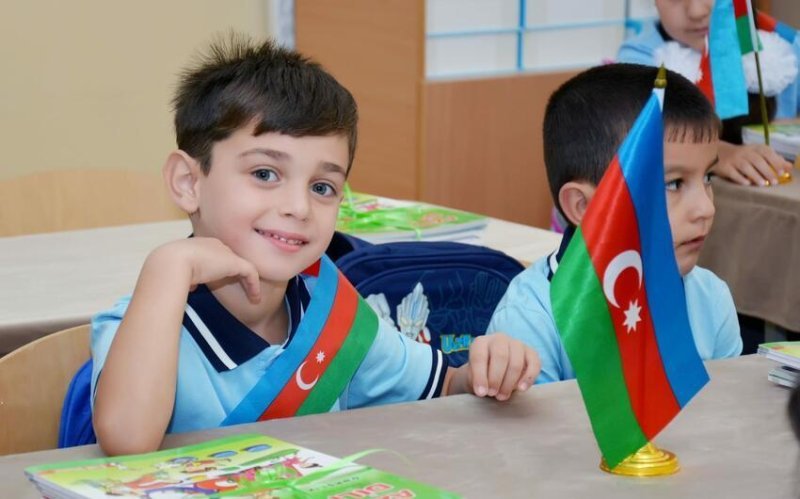 Yeni ildə tədris ili üzrə 125 min uşağın birinci sinfə qəbulu tamamlanıb
