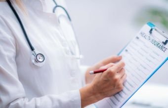 Azərbaycanda icbari tibbi sığortalı şəxslərin siyahısı genişləndirilir