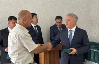 Bu gün köç karvanı ilə Kəlbəcərə çatan 32 ailəyə mənzillərin açarları təqdim edilib -